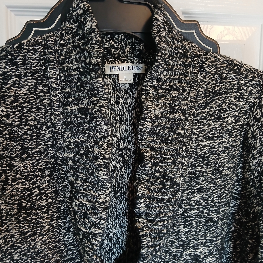 Pendleton Chucky Cardigan Sweate - Picture 4 of 13
